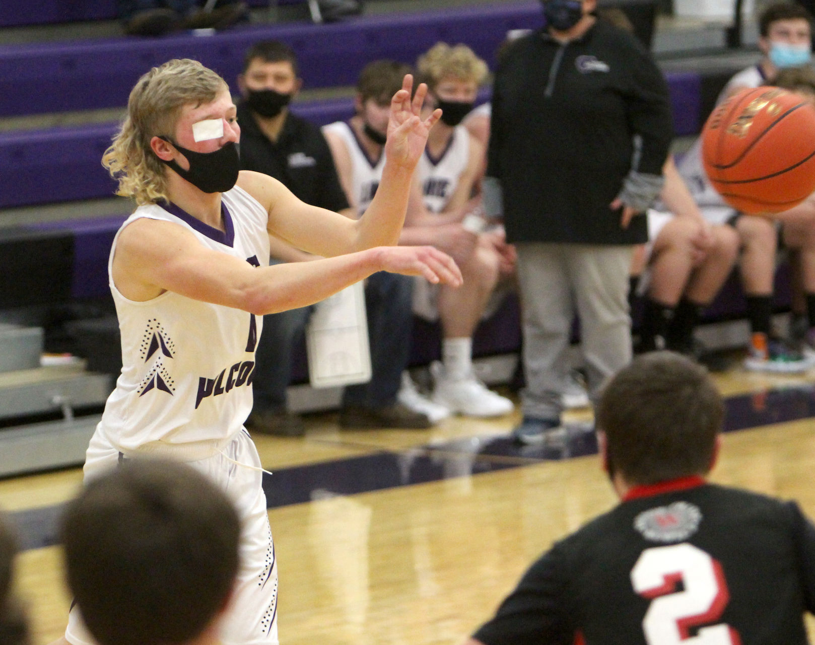 Winter at Lake Holcombe boys basketball 1-5-21